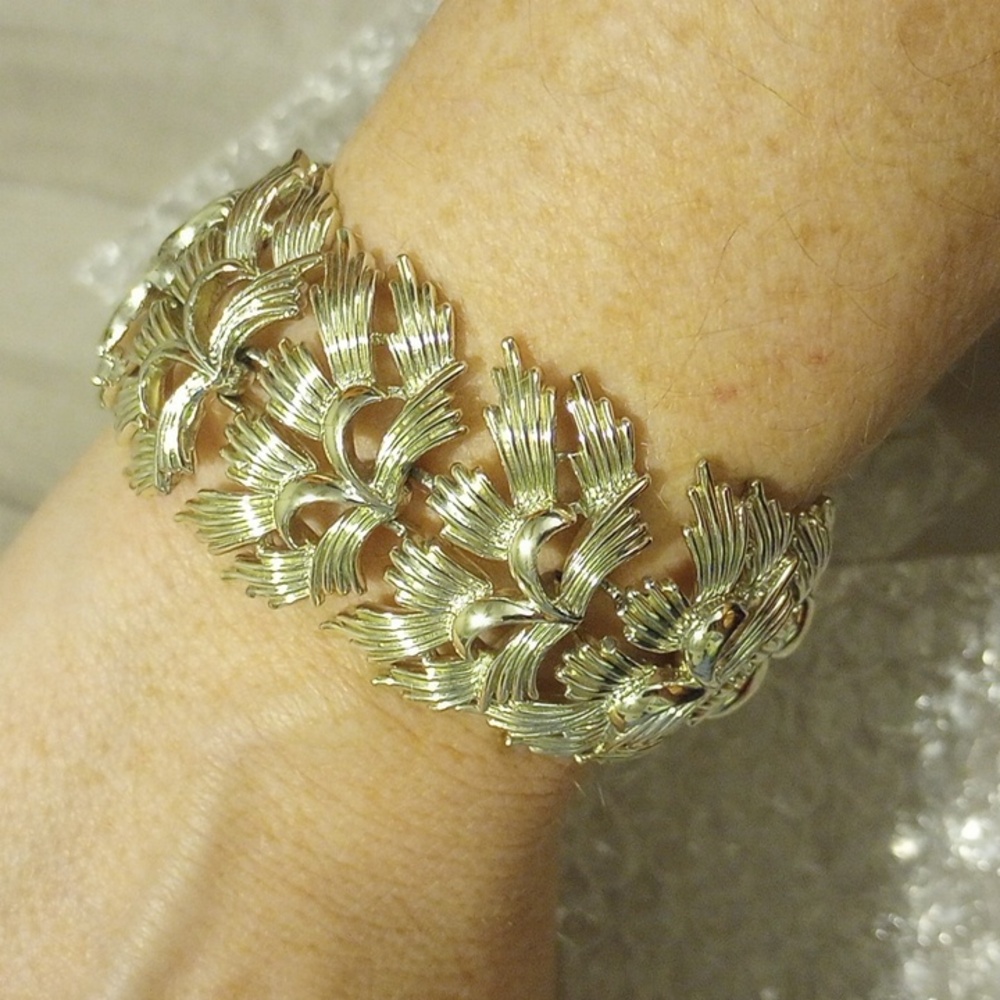 Coro Silver tone statement Bracelet, EUC